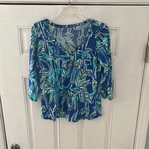 Lily Pulitzer top -quarter sleeve. Size Small